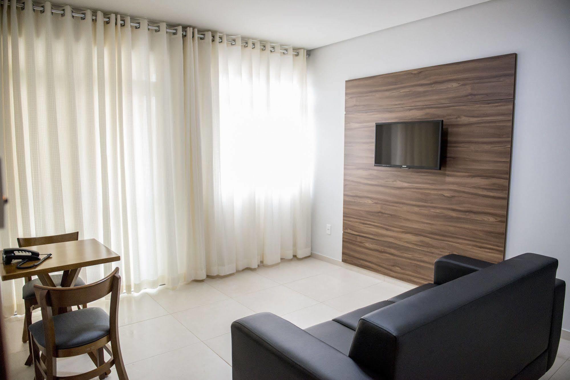 Manhattan Apart Hotel Caratinga Extérieur photo